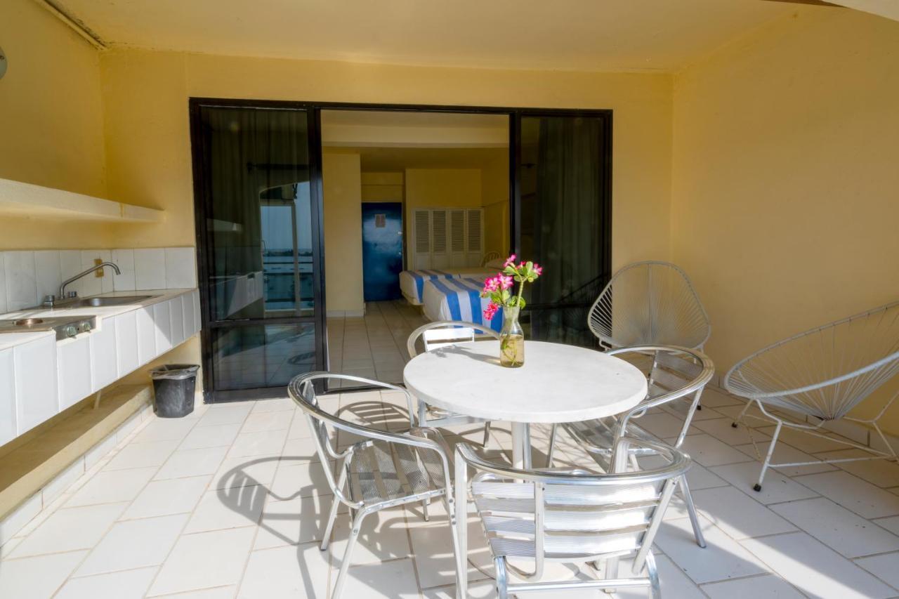 Acamar Beach Resort Acapulco Exterior photo